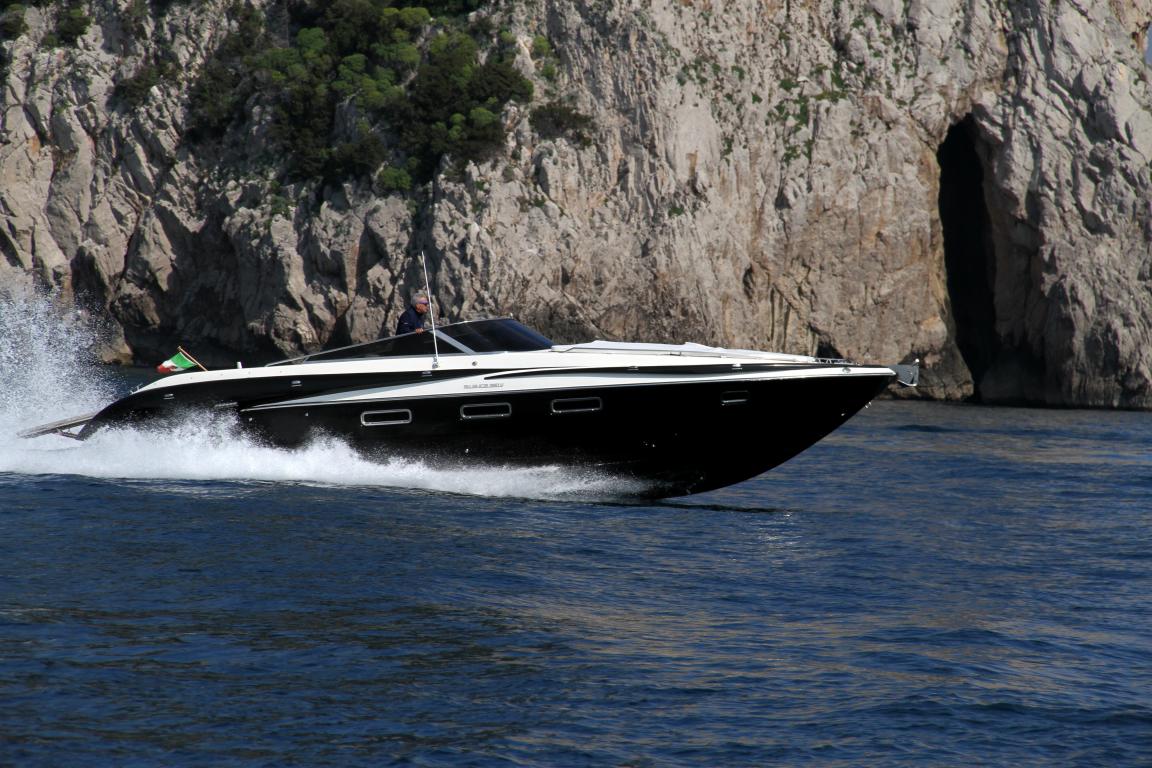 Yacht di lusso Blue Ice 38 V