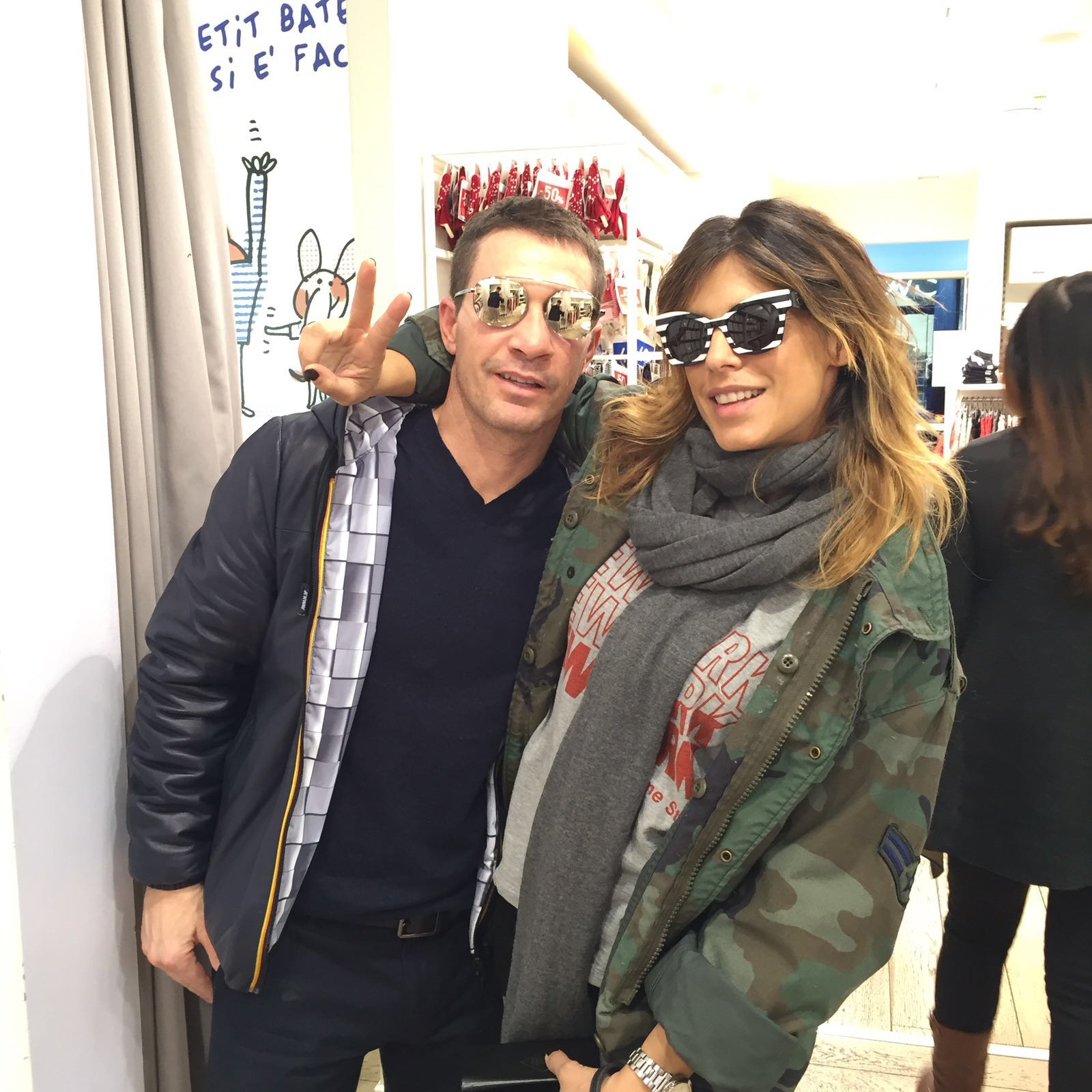 Celebrity Style 2016: Elisabetta Canalis e il marito Brian Perri scelgono Charlie Max eyewear