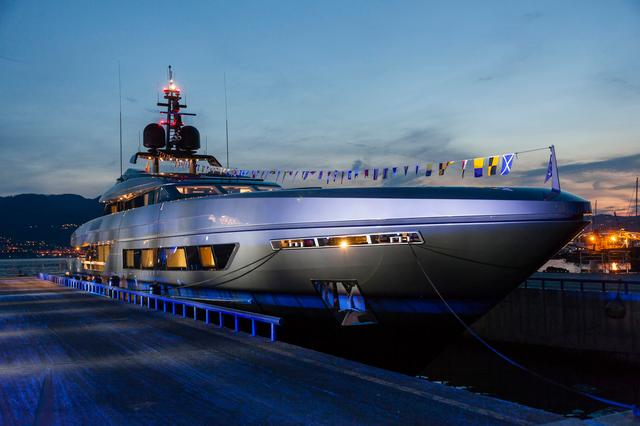 Varato lo yacht di lusso Baglietto 46m Fast