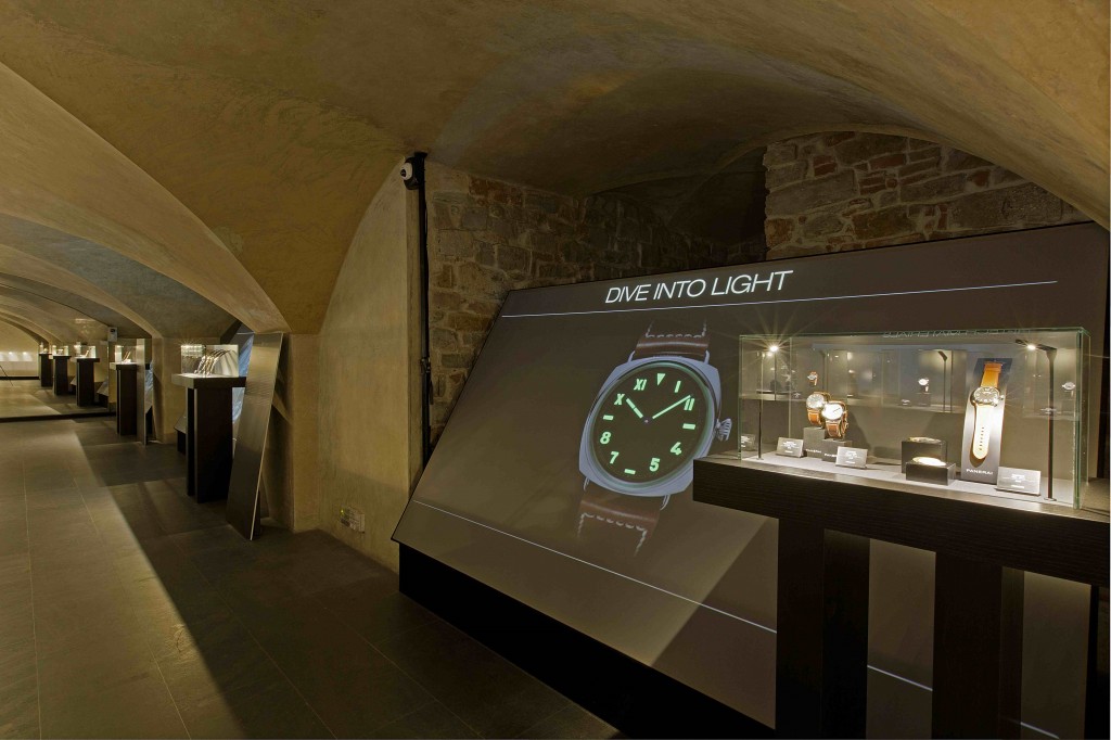Officine Panerai: a Firenze la mostra “Dive into Time”