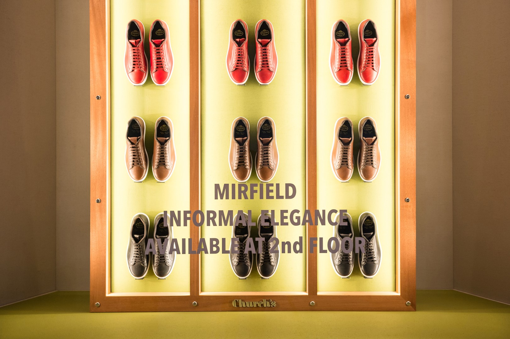 La Rinascente Milano vetrine: protagoniste le sneakers “Mirfield” di Church’s