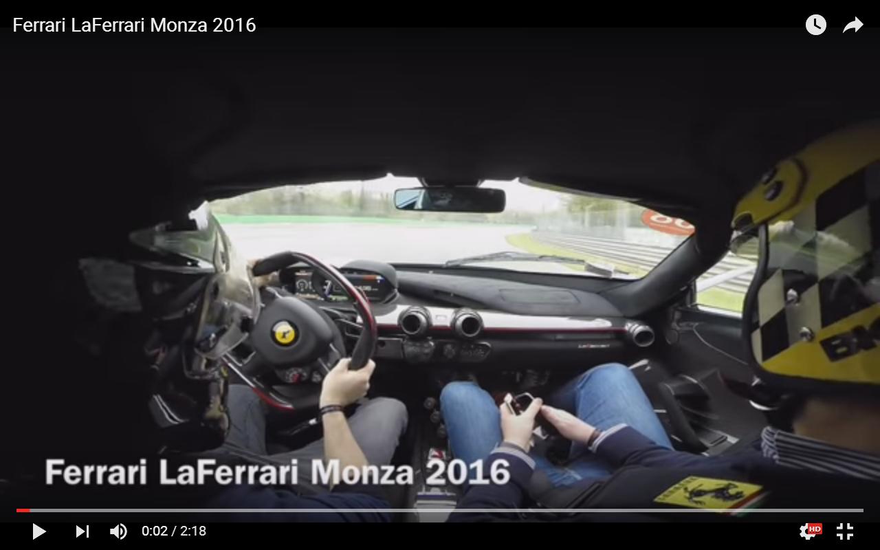 Ferrari LaFerrari sulla pista di Monza [Video]