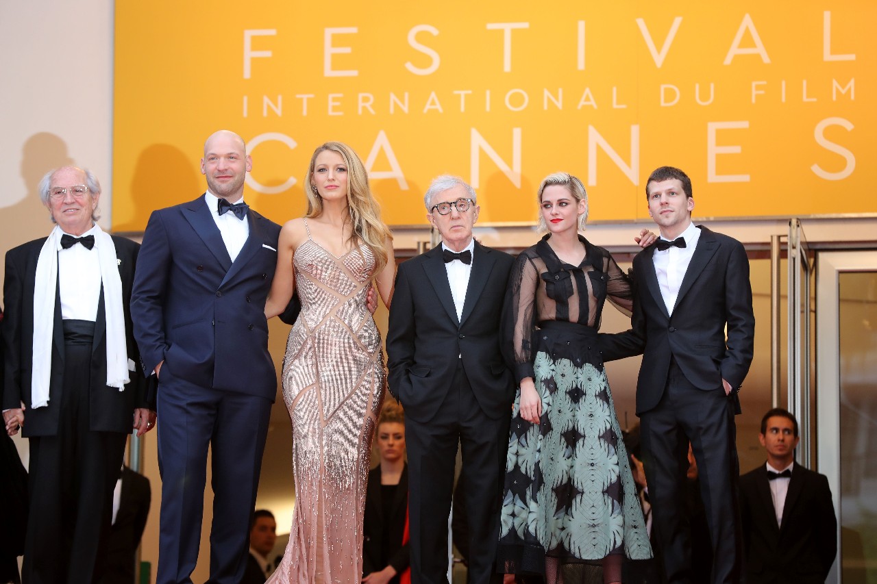 Festival Cannes 2016: il red carpet della cerimonia d&#8217;apertura con Blake Lively, Kristen Stewart, Jessica Chastain e Naomi Watts