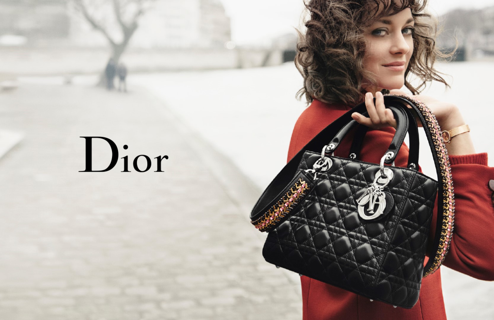 Dior Marion Cotillard: la campagna pubblicitaria Lady Dior per l&#8217;autunno 2016, le foto