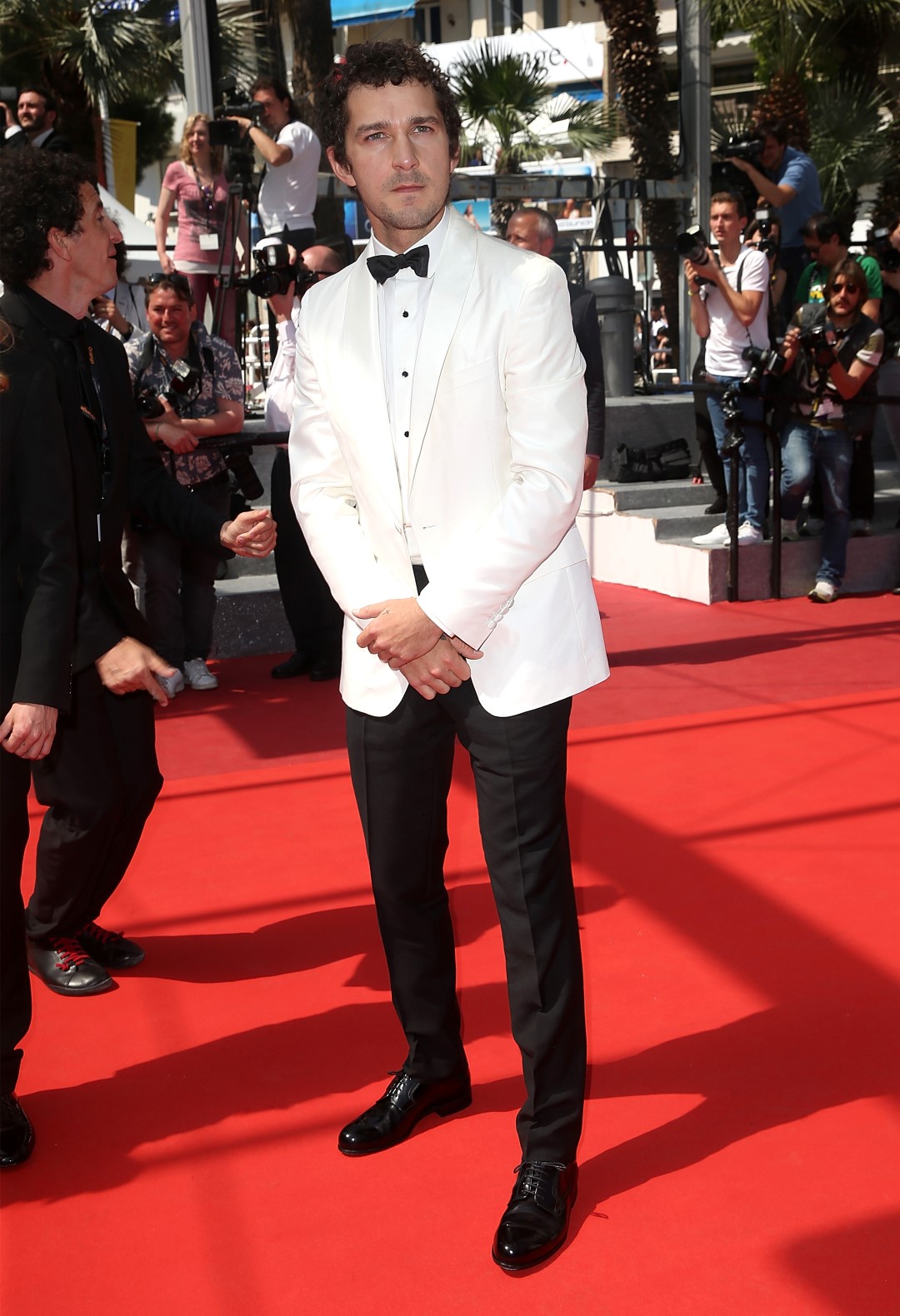 Festival Cannes 2016: Micaela Ramazzotti, Shia LaBeouf, Common ed Edgar Ramirez vestono Prada