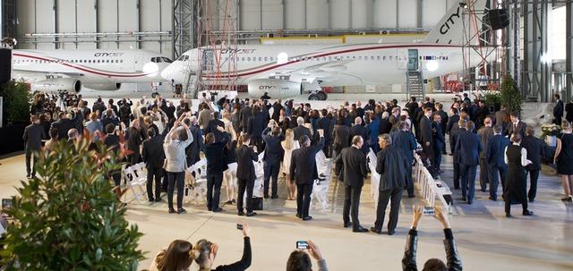 Il primo aereo Sukhoi Superjet 100 con interni Pininfarina alla compagnia CityJet