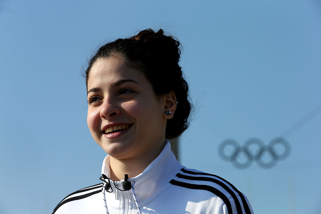 Nuotatrice siriana sogna le Olimpiadi dopo aver salvato 20 profughi