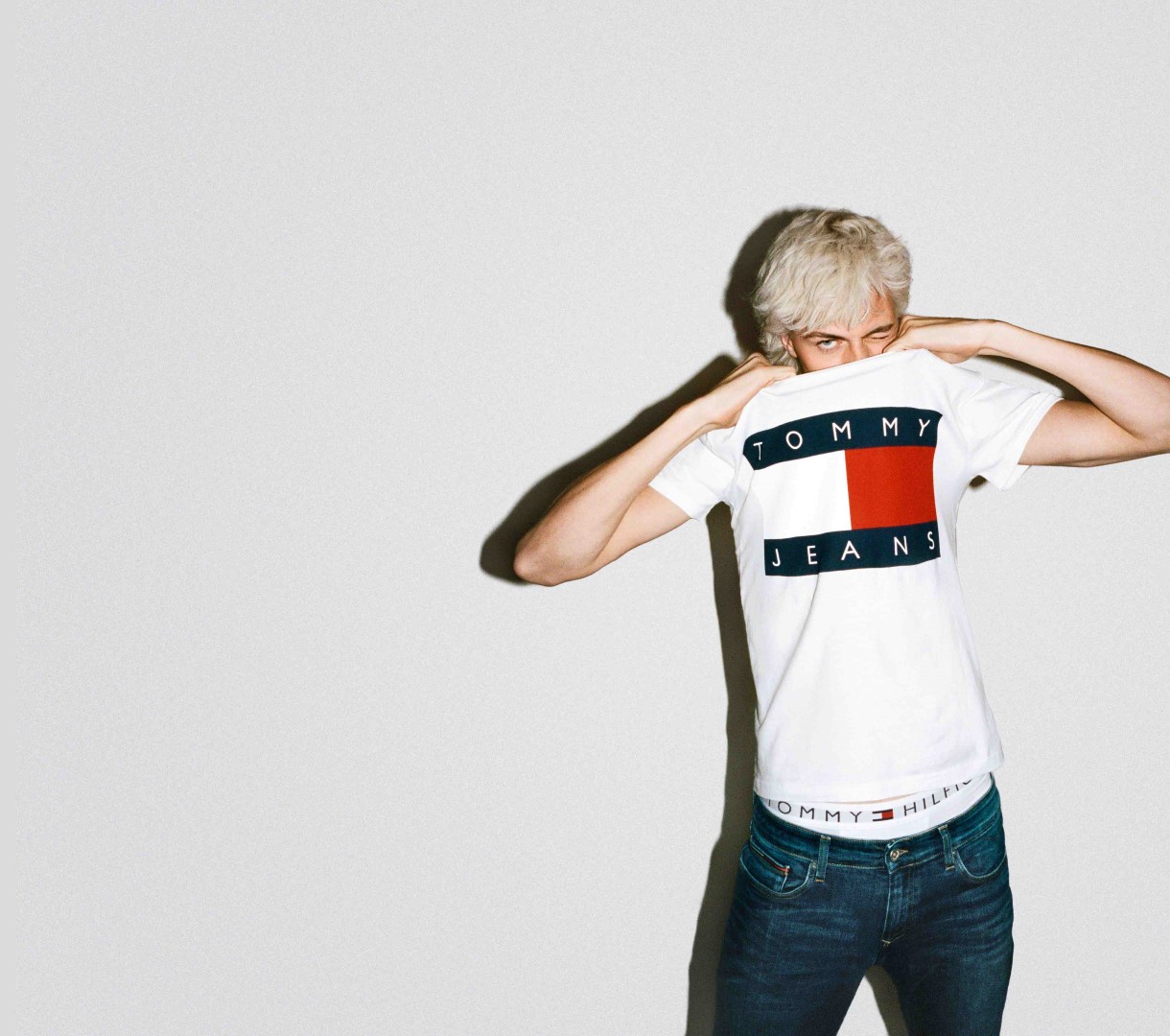 Tommy Hilfiger: Tommy Jeans, la nuova capsule collection Hilfiger Denim