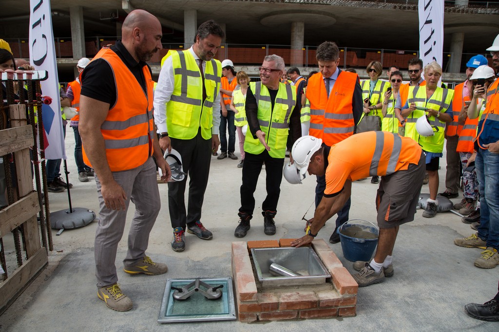 Citylife Milano: posa della prima pietra per la Torre Libeskind alla presenza di Daniel Libeskind, le foto