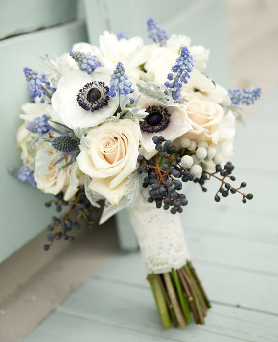 Bouquet da sposa, quali fiori inserire per renderlo splendido