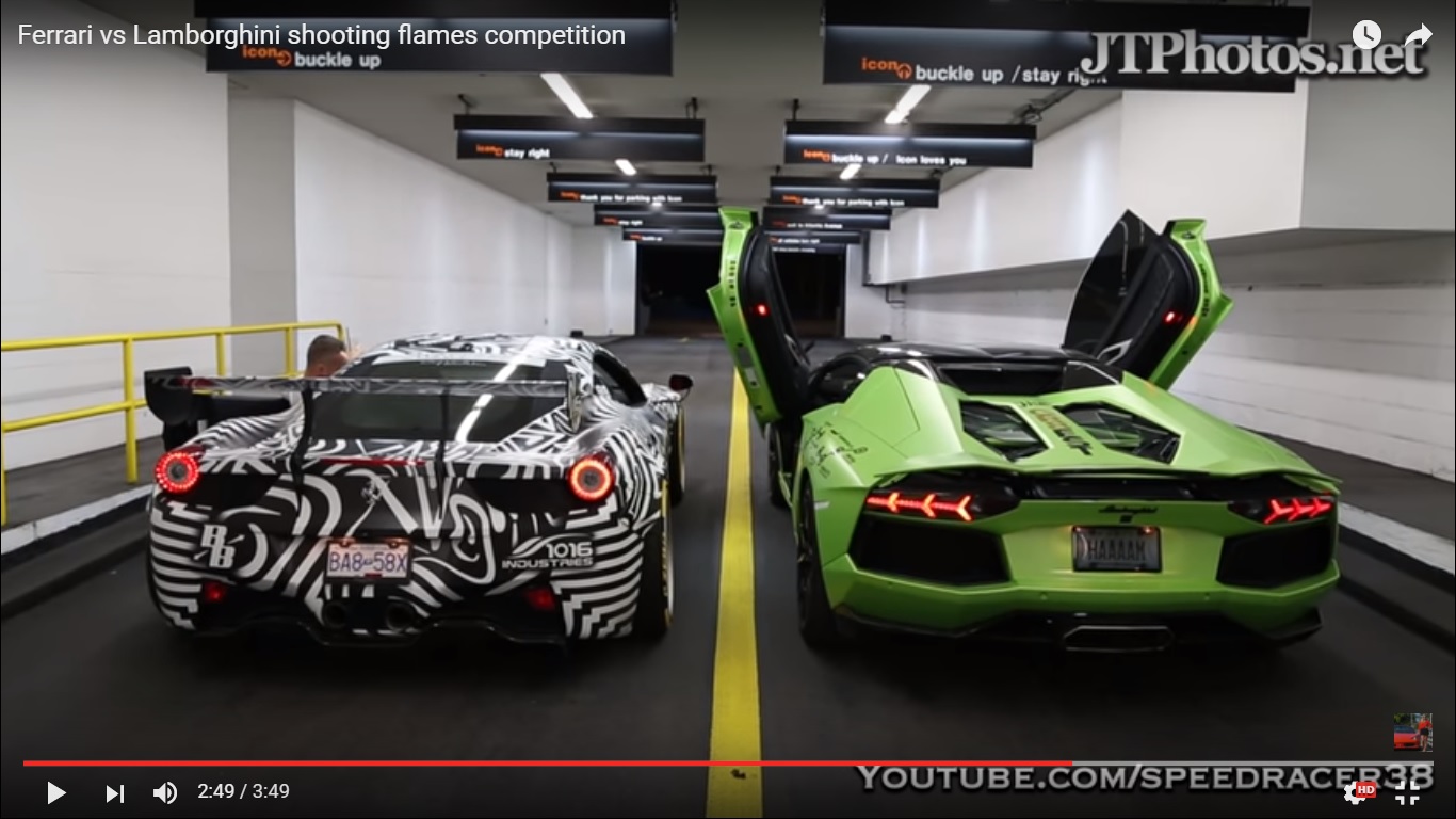 Ferrari 458 Italia e Lamborghini Aventador in una singolare sfida [Video]