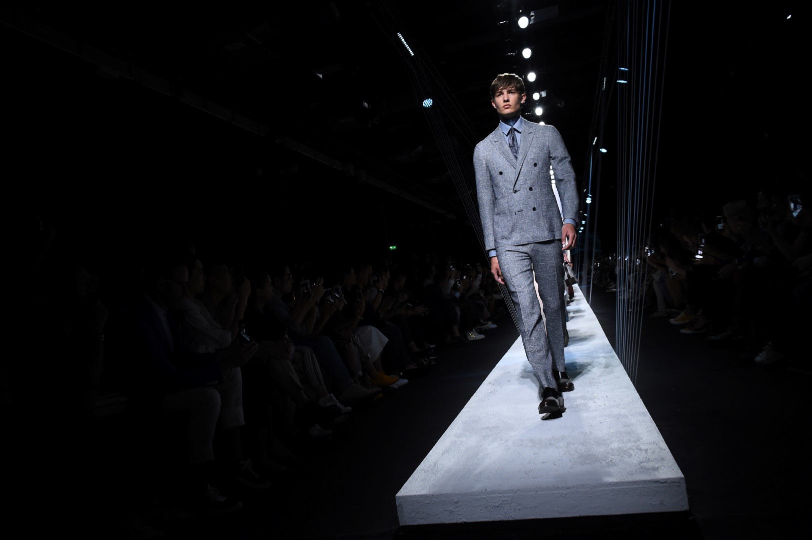 Canali collezione primavera estate 2017: l&#8217;artigianalità sartoriale, la sfilata a Milano