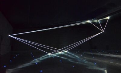 Installazione luminosa Carlo Bernardini Milano Malpensa