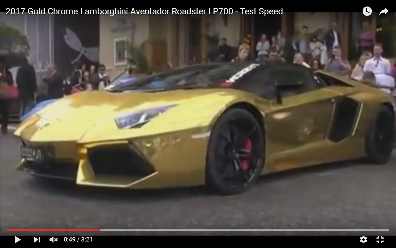 Lamborghini Aventador LP700-4 Roadster in oro [Video]
