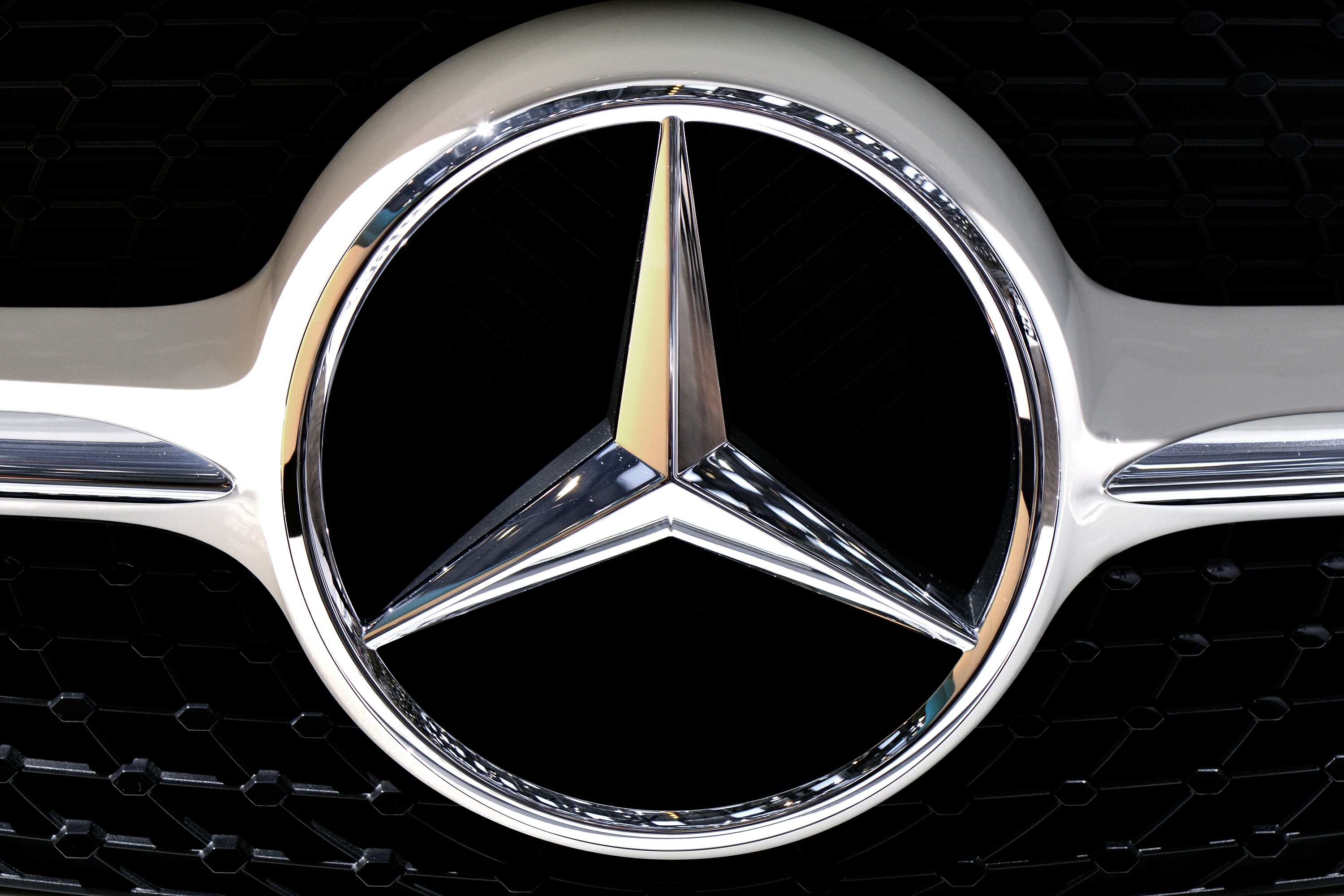 Taormina Film Fest 2016: Mercedes-Benz stella fra le stelle