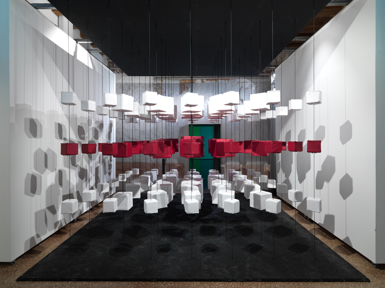 La provincia di Padova ospita la mostra &#8220;Alberto Biasi: gli ambienti&#8221;