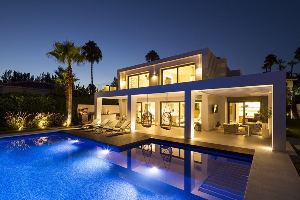 Villa di lusso minimal-chic in vendita a Marbella