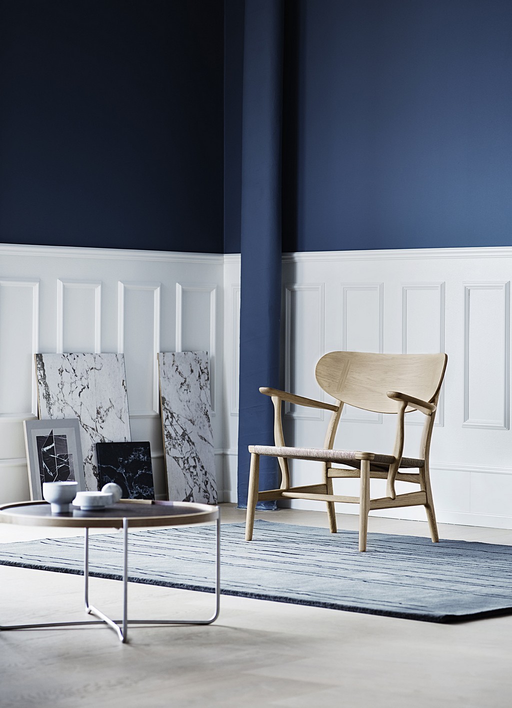 Carl Hansen &amp; Son: un&#8217;edizione speciale per la lounge chair CH22 di Hans J. Wegner, le foto