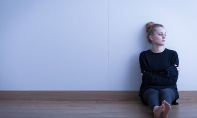 Ragazza sola