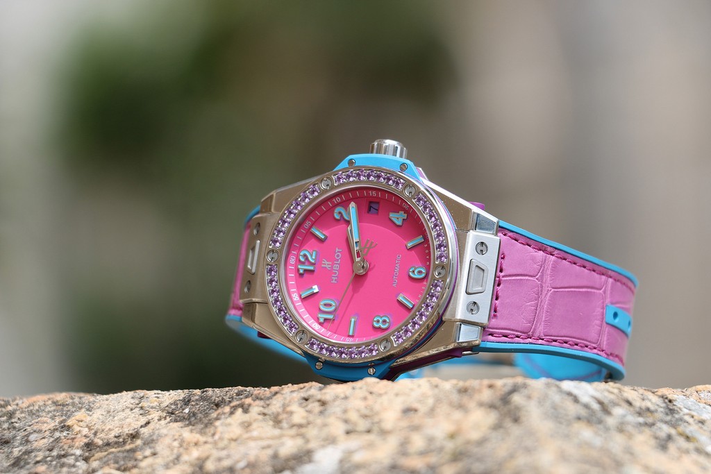 Hublot Big Bang: il nuovo modello Big Bang Pop Art “One-Click” per l&#8217;8^ anniversario, le foto