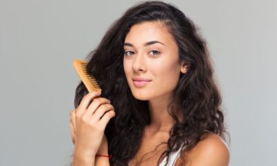 Pettinare capelli