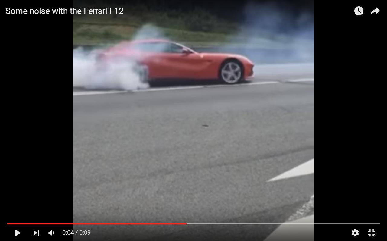Ferrari F12berlinetta con partenza scenografica [Video]