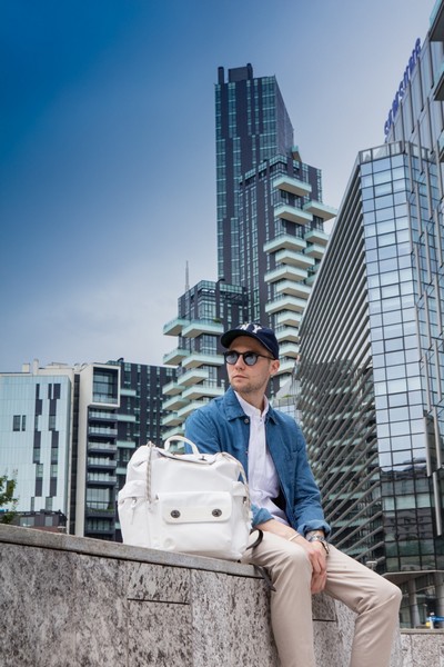 Mandarina Duck zaini: l&#8217;Utility Regeneration Project va in vacanza con 8 influencer, le foto