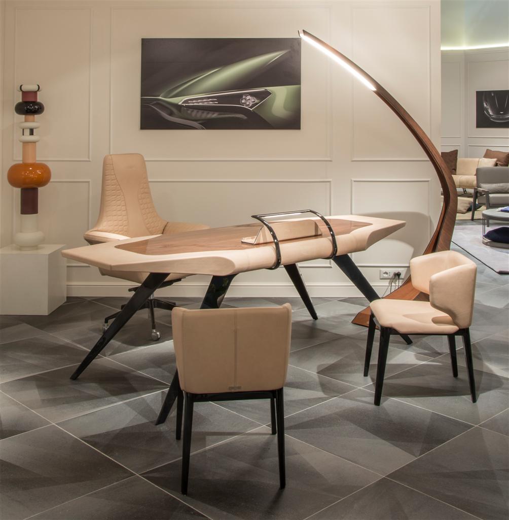 Aston Martin arredamento