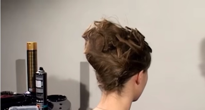 Acconciatura in 10 minuti, l&#8217;hairstyle perfetto per una festa