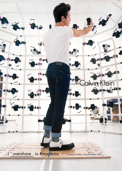 Calvin Klein Jeans: i nuovi Sculpted Jeans con Bella Hadid, Cameron Dallas e James Rodriguez, le foto