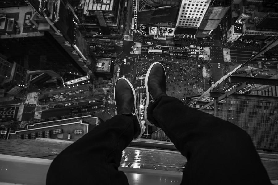 John Varvatos New York: il negozio nel Westfield World Trade Center con le foto di Karsten Staiger, le foto