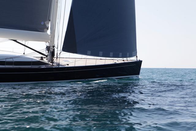 Cannes Yachting Festival 2016: Perini Navi al debutto nel salone