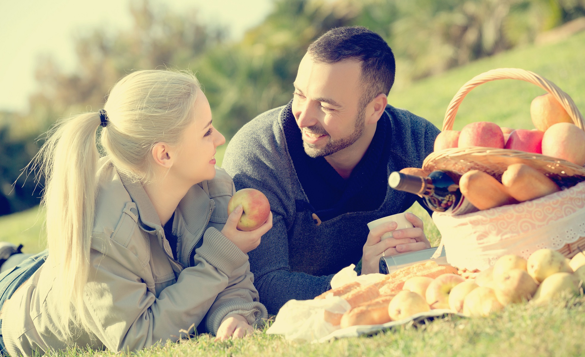 Amore, 9 piccoli gesti che mantengono le coppie più unite