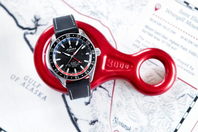 Orologio di lusso Alpiner 4 GMT “Business Timer”