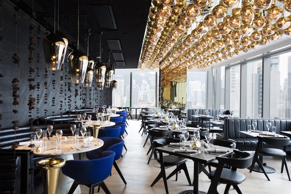 Tom Dixon: il nuovo design del ristorante Alto ad Hong Kong, le foto
