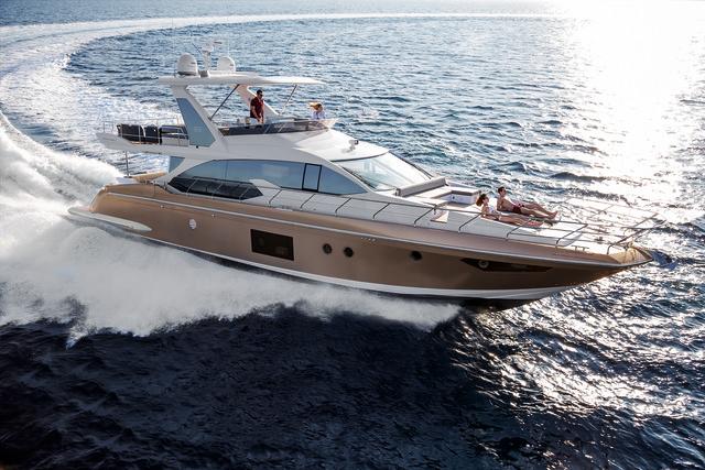 Azimut 66 ai World Yacht Trophies è lo yacht più tecnologico dell’anno