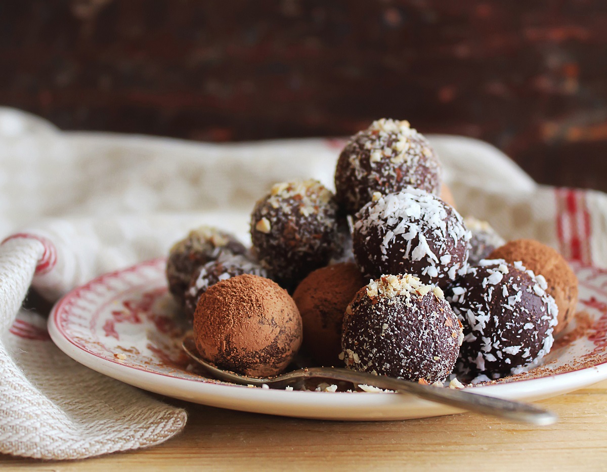 Dolcetti al cioccolato facili e senza cottura