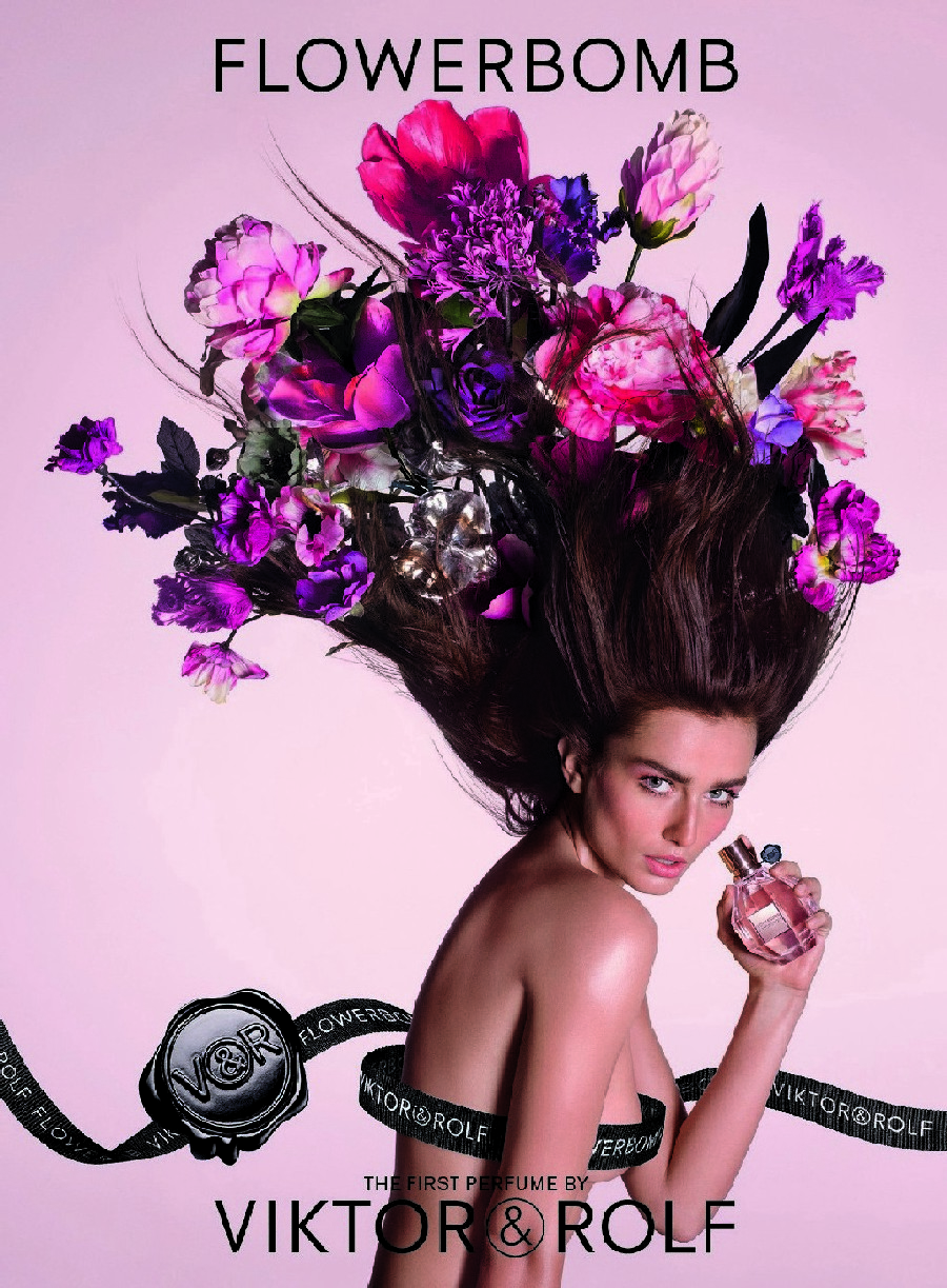 Viktor &amp; Rolf profumo Flowerbomb: la nuova campagna pubblicitaria dell&#8217;iconica fragranza femminile, video e foto
