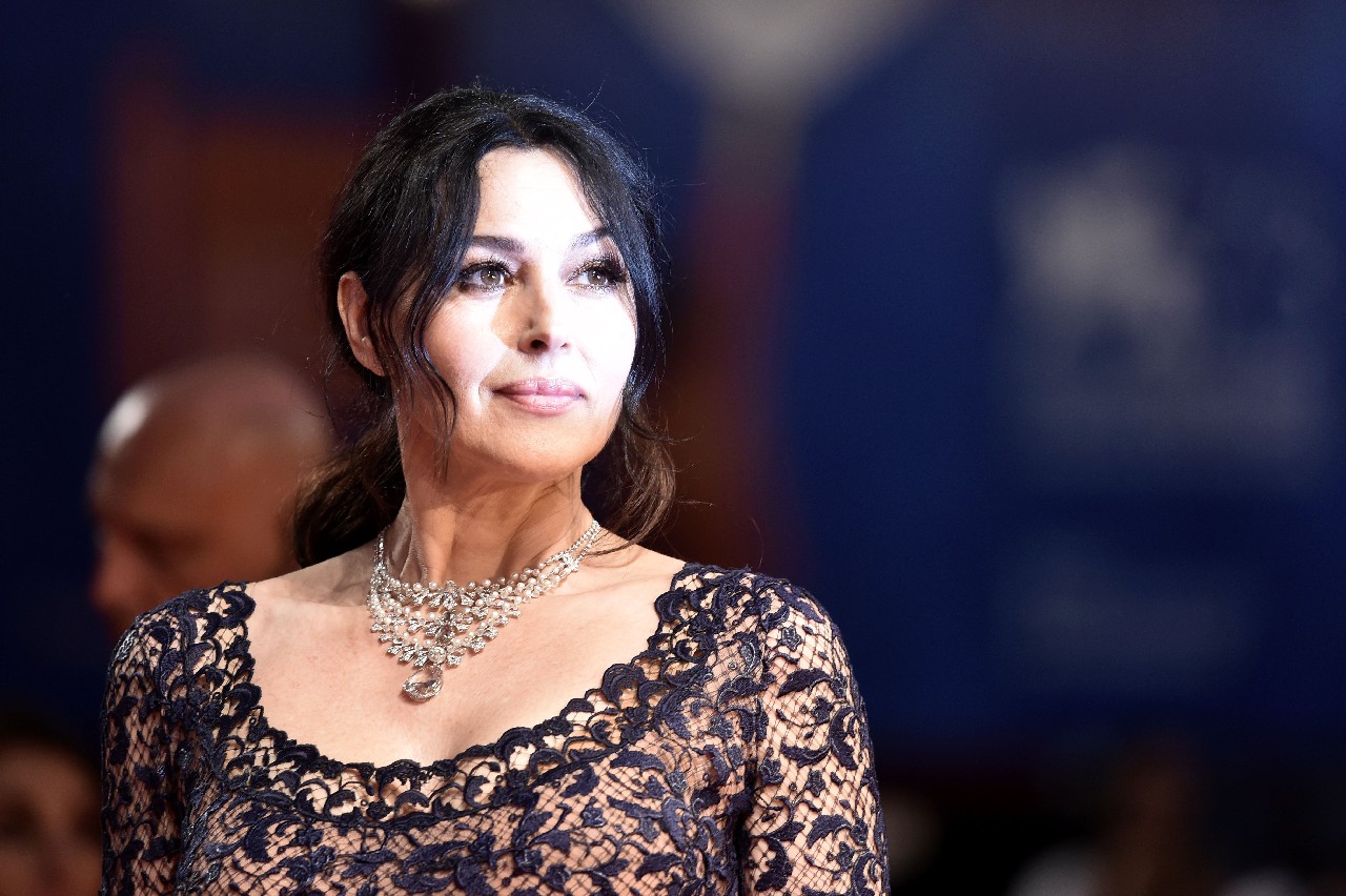 Festival Cinema Venezia 2016: il red carpet di On The Milky Road con Emir Kusturica e Monica Bellucci