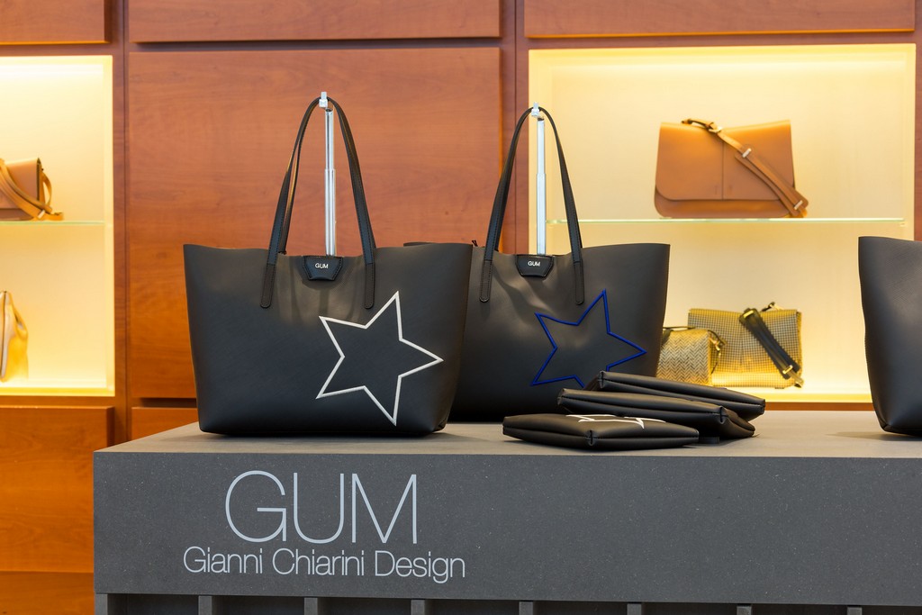 GUM Gianni Chiarini Design borse: la nuova shopping bag Mine presentata a Milano, le foto
