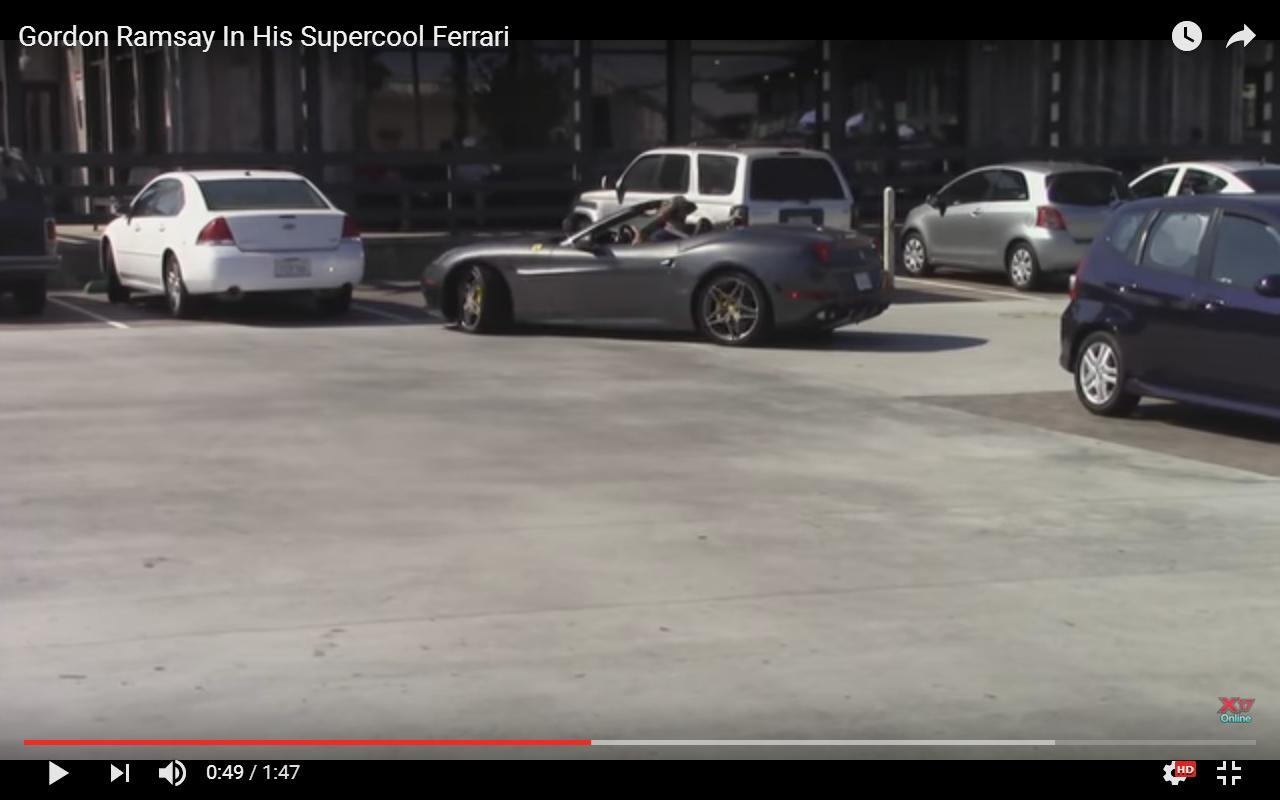 Gordon Ramsay sulla Ferrari California a Malibu [Video]