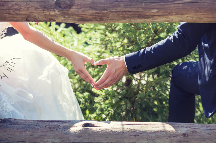 Paura del matrimonio: nel 2031 potremmo non sposarci più