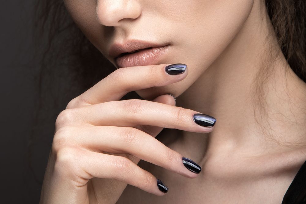 Nail art per unghie cortissime, look