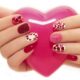 Decorazione unghie amore