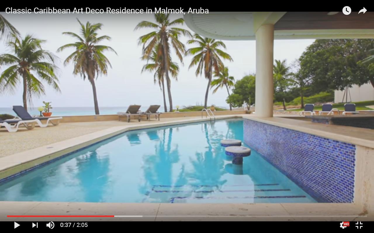 Villa di lusso con piscina sul mare dei Caraibi [Video]