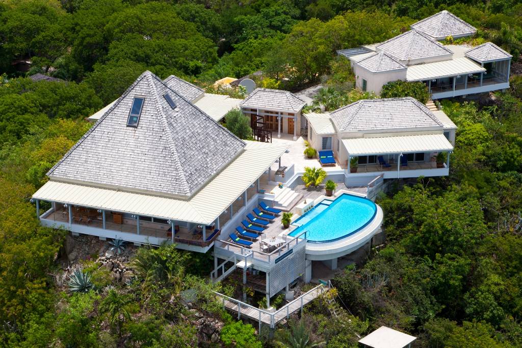 Villa da sogno in vendita a Mahoe Bay nel cuore dei Caraibi