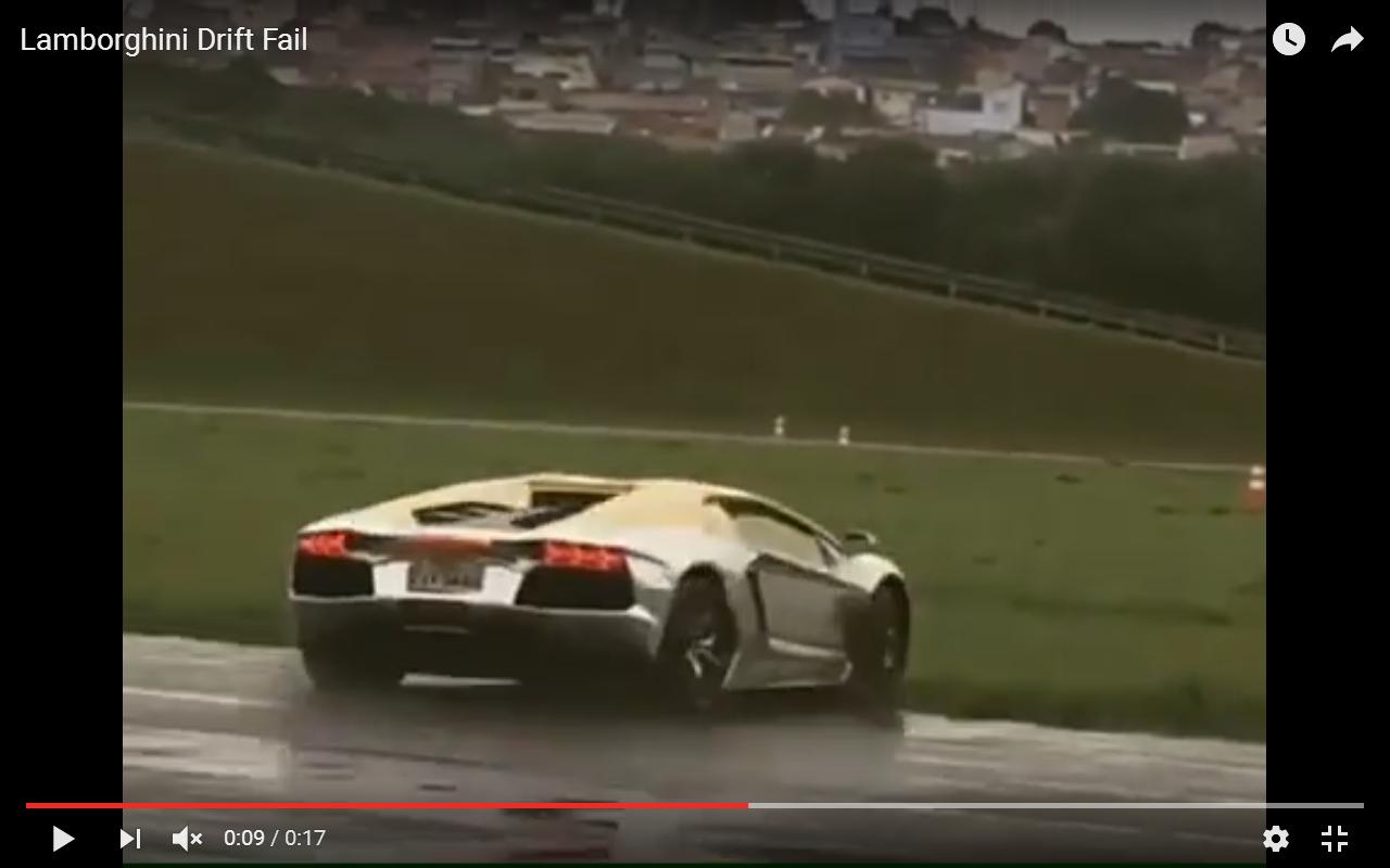 Lamborghini Aventador con ciambelle senza buco [Video]