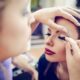 Come applicare le ciglia finte