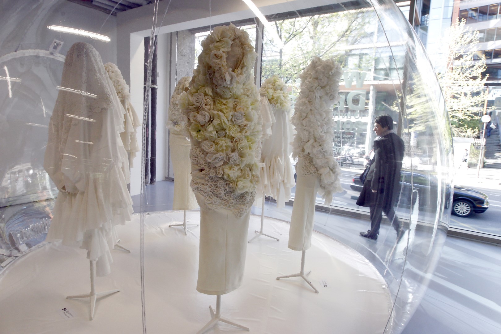 The Met Costume Institute Benefit 2017: la mostra dedicata a Rei Kawakubo / Comme des Garçons