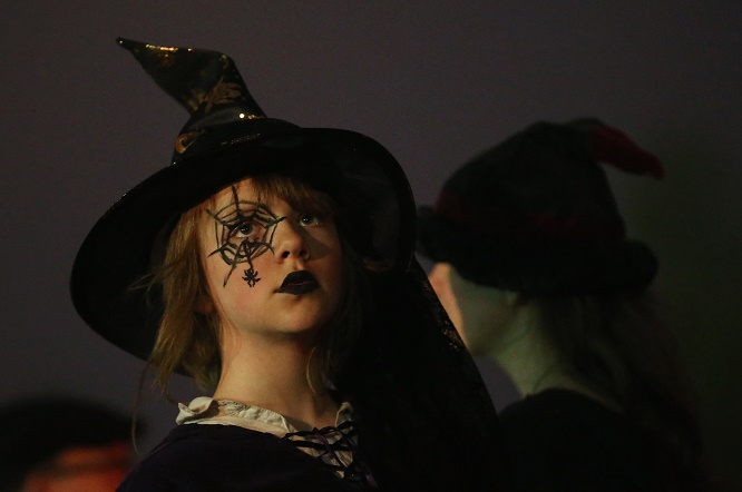 Halloween 2016: il cappello da strega, come realizzarlo
